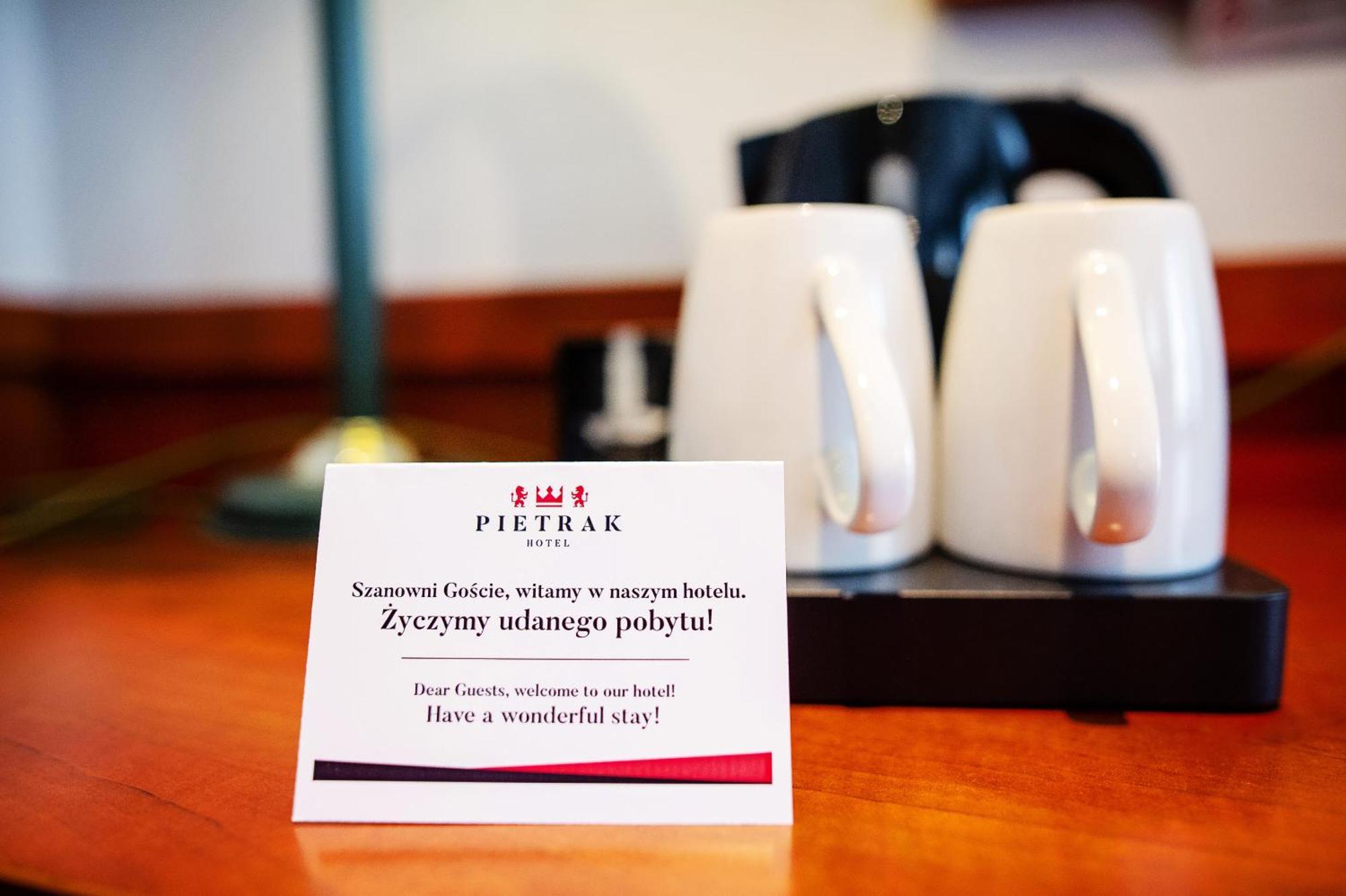 Pietrak Hotel Γκνιέζνο Εξωτερικό φωτογραφία