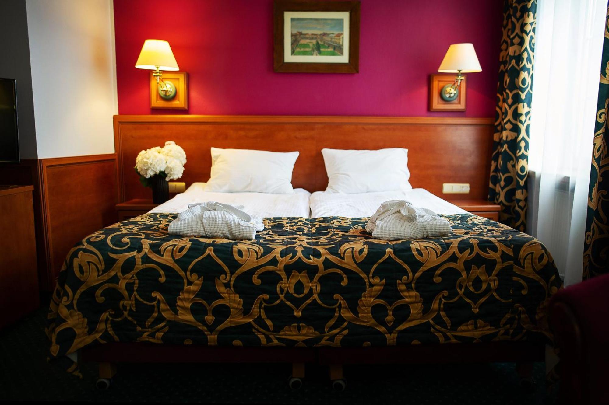 Pietrak Hotel Γκνιέζνο Εξωτερικό φωτογραφία