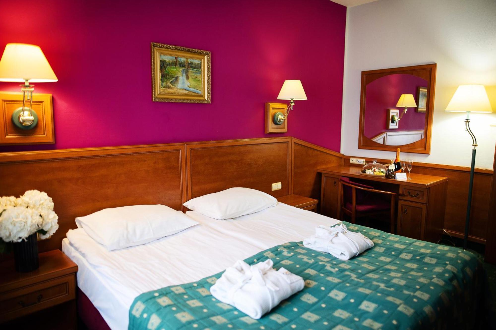Pietrak Hotel Γκνιέζνο Εξωτερικό φωτογραφία