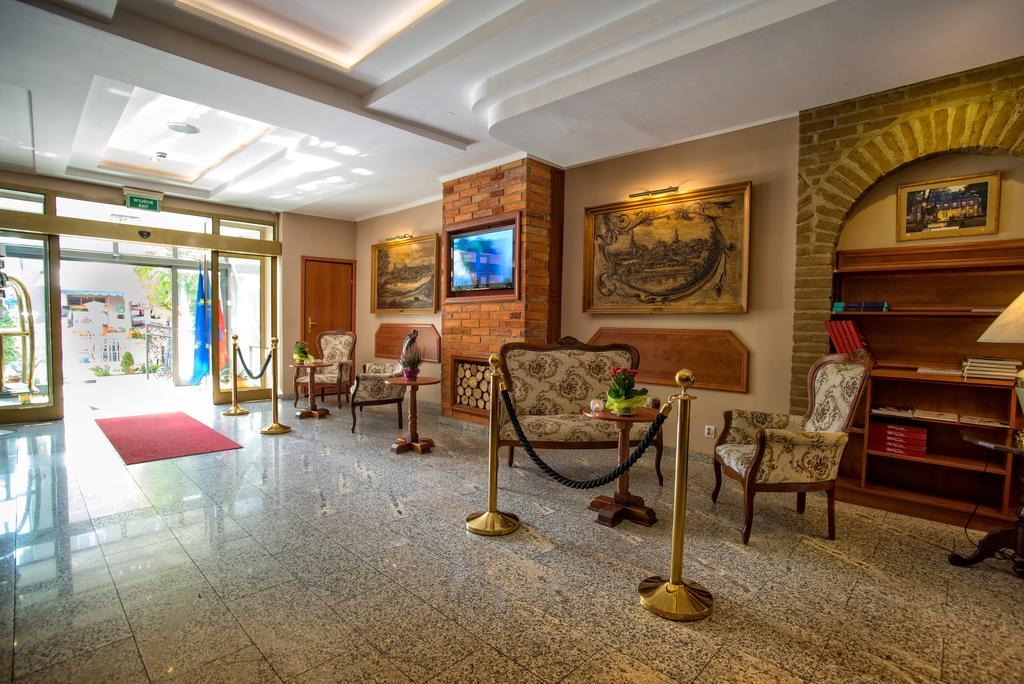 Pietrak Hotel Γκνιέζνο Εξωτερικό φωτογραφία