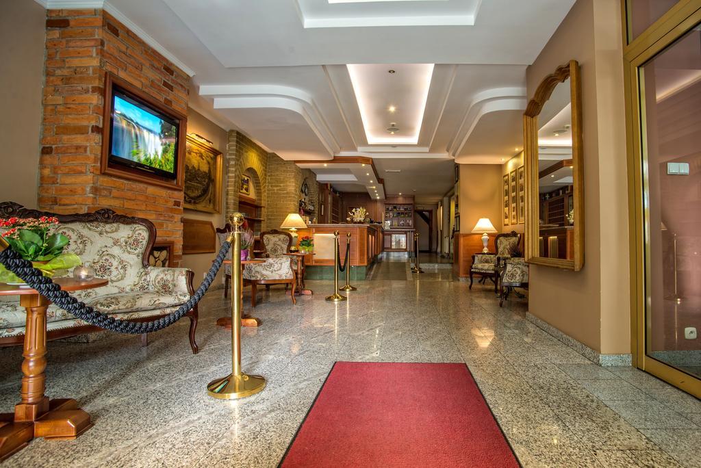Pietrak Hotel Γκνιέζνο Εξωτερικό φωτογραφία